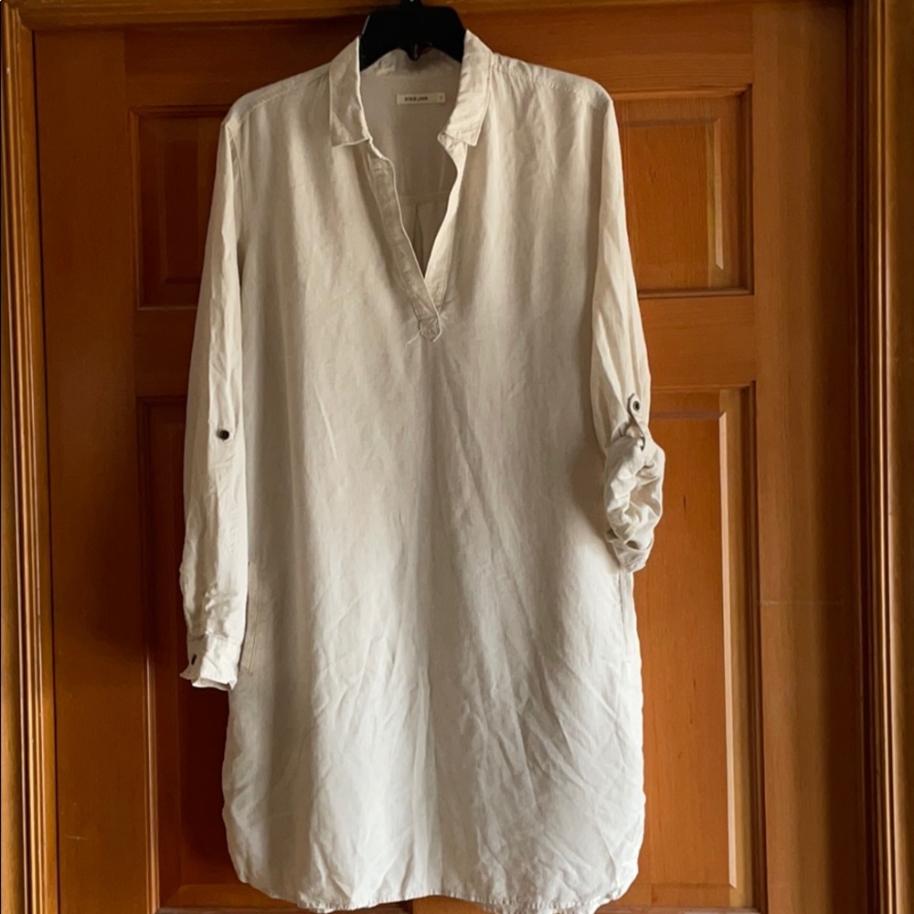 Women’s dress